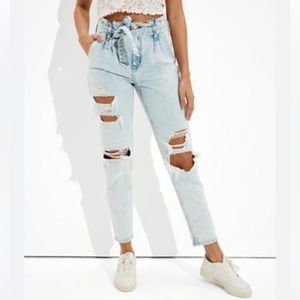 American Eagle 🦅 Bag Style Mom Jeans